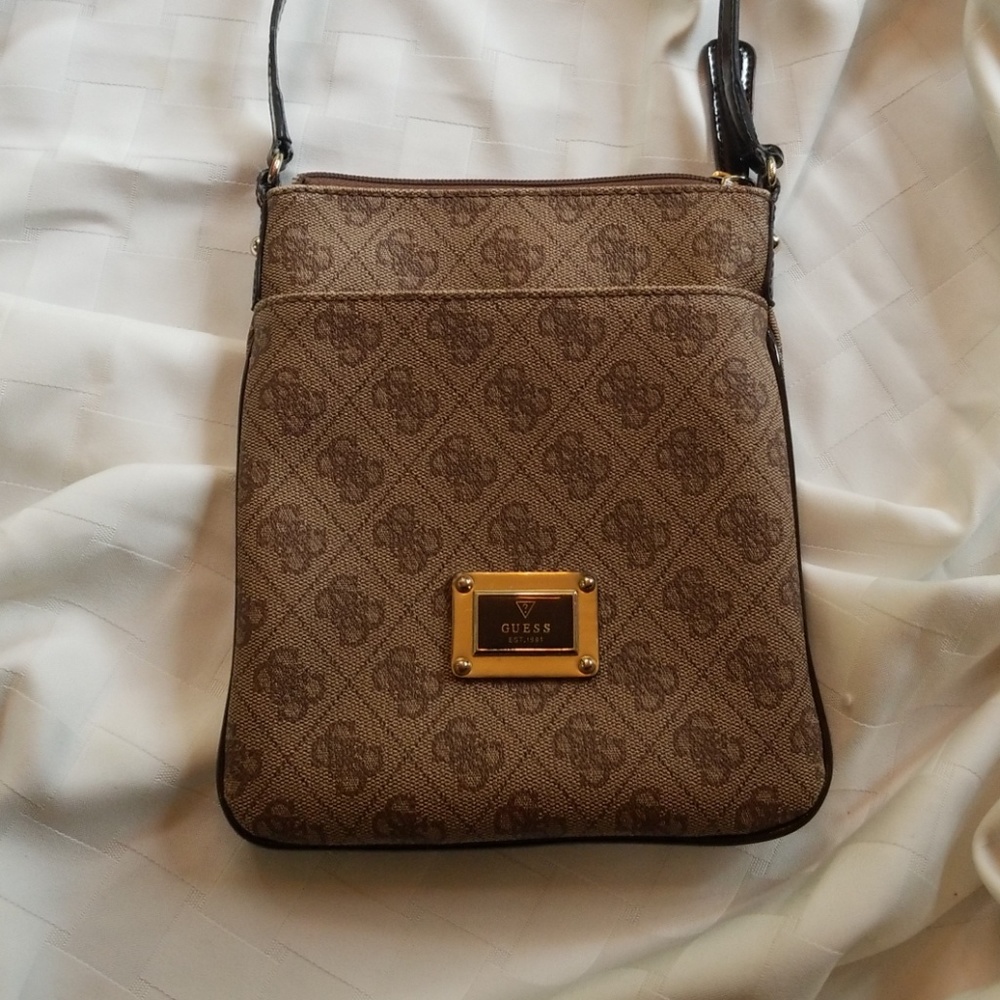 Guess crossbody bag